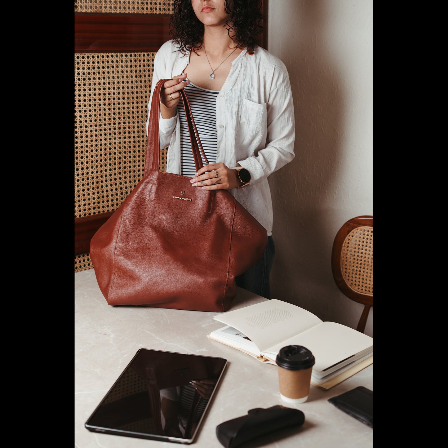 Luxe Nomad Tan Hobo