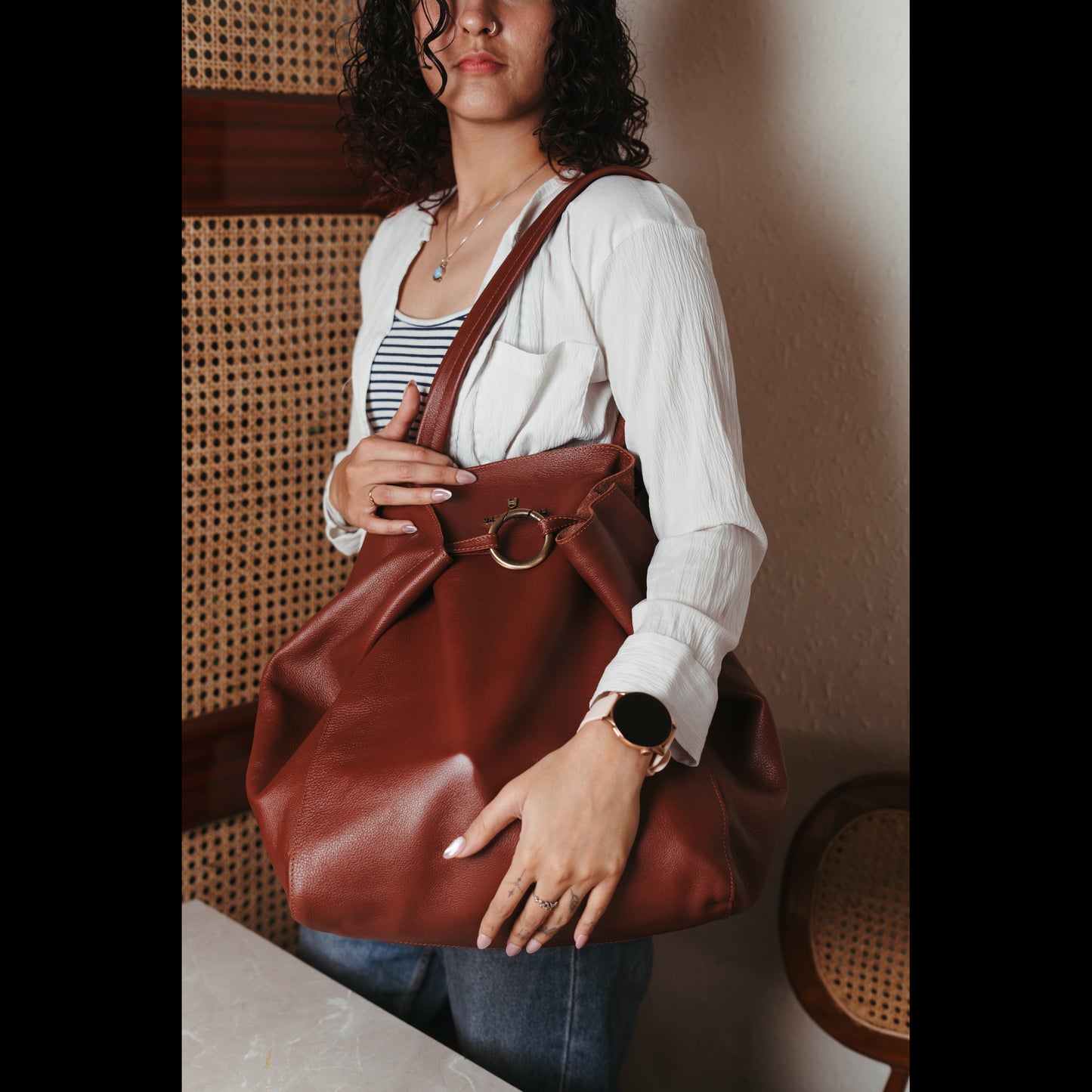 Luxe Nomad Tan Hobo