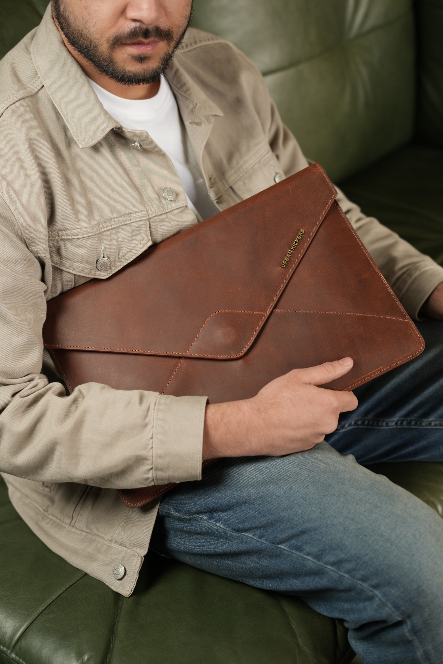 Sleek Guard Tan Laptop Sleeve