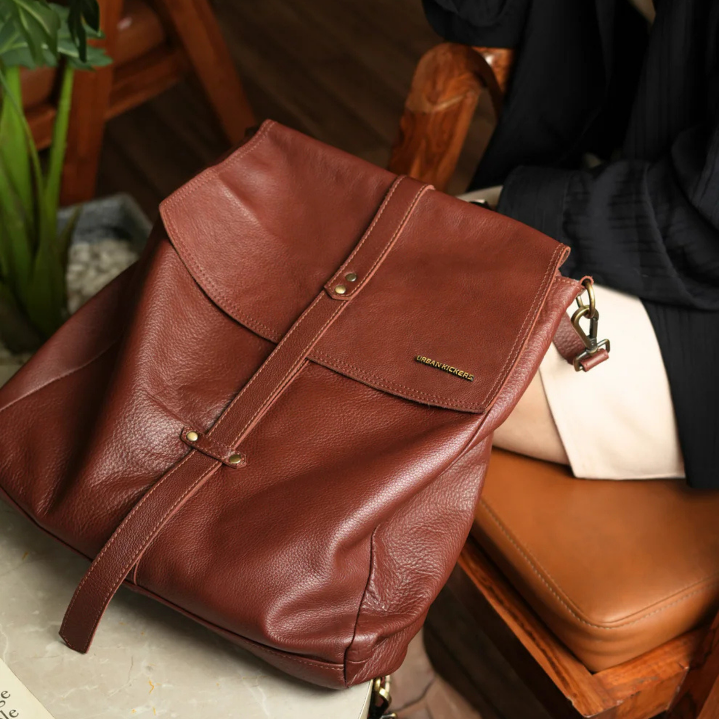 Carryall Tan Hobo