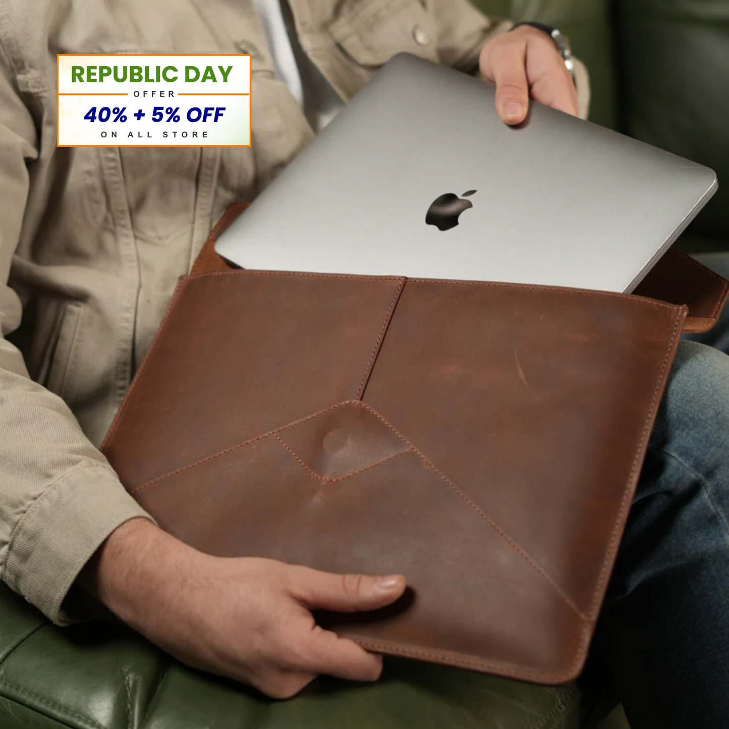 Sleek Guard Tan Laptop Sleeve