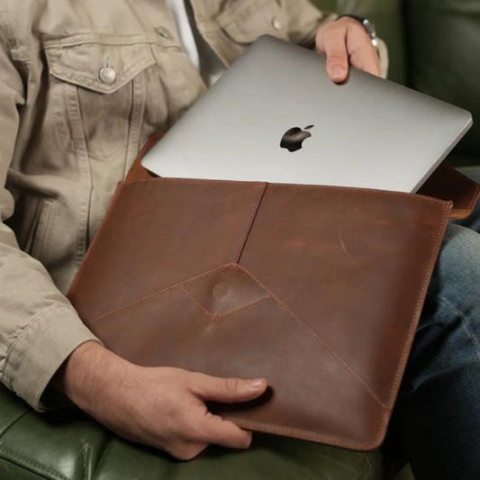 Sleek Guard Tan Laptop Sleeve