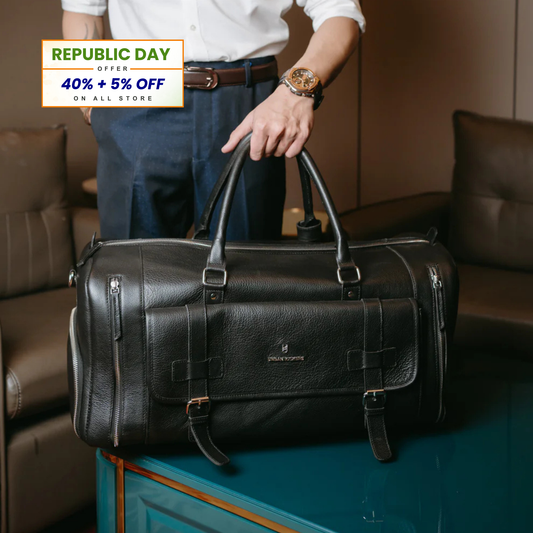 Jetsetter Weekender Black Duffle