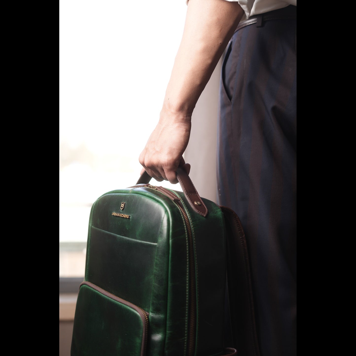 Metropolitan Voyager Greenish-Brown Backpack