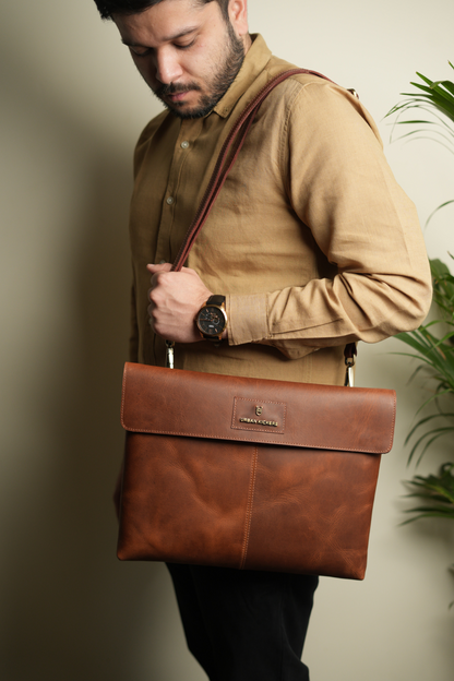 Glide Wrap Tan Laptop Sleeve