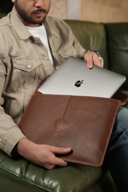 Sleek Guard Tan Laptop Sleeve